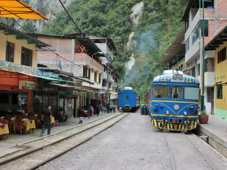 Private transfer from Aguas Calientes train station to the accommodation in Águas Calientes