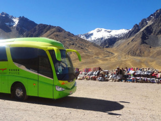 Regular bus to: Ruta del Sol Cuzco - Puno +  Lunch + Entry fees