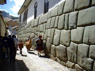Private transfer from accommodation in Cusco to the bus terminal in Cusco
